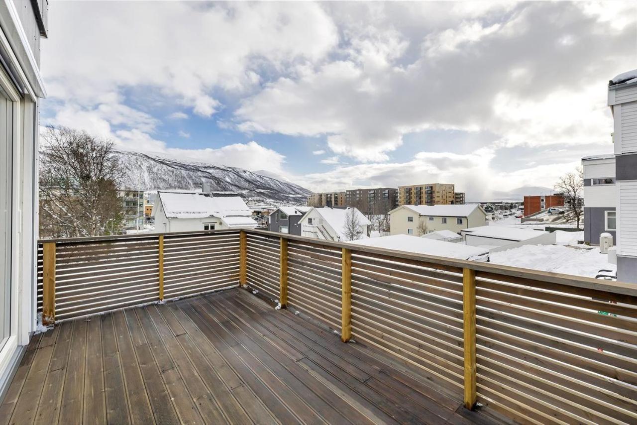 Kais Sauna, Jacuzzi, Cinema And Balcony House! Central Location Tromsø Exterior foto